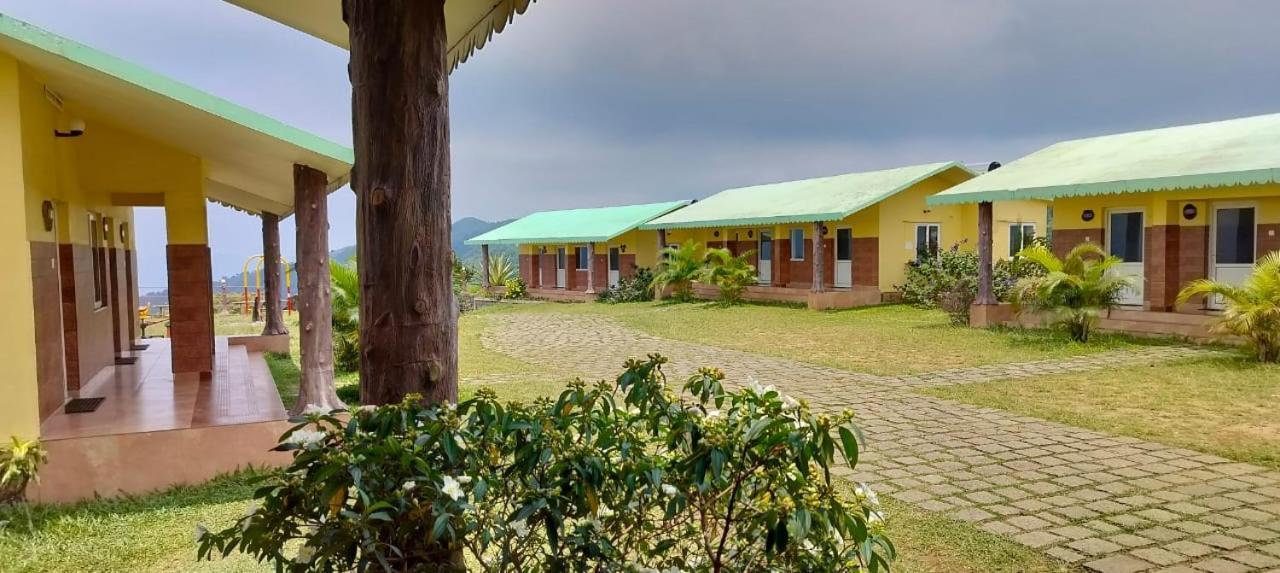 Pagoda Plantation Resort Pīrmed Kültér fotó